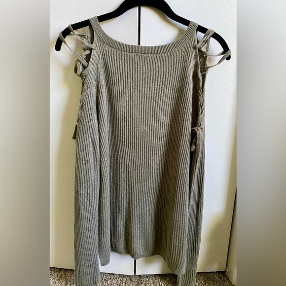 V-Neck Sweater - Picture 3 of 3